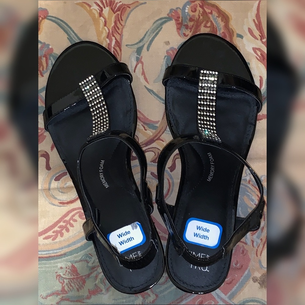 Wedge sandals